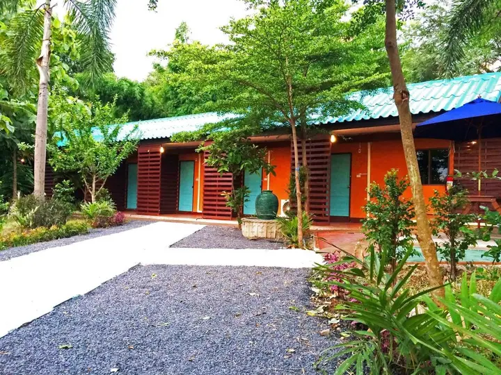 Сарабури: Paradise Resotel Saraburi