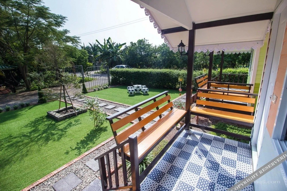 Дамноен Садуак: Bankunlayahomestay