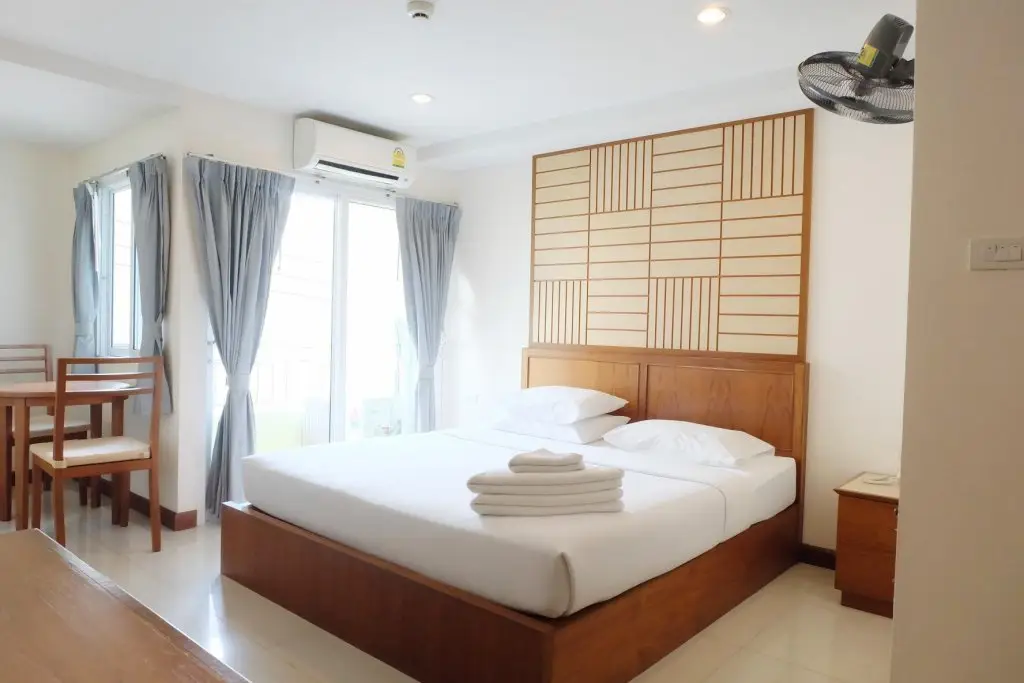 Паттайя: Thep apartment