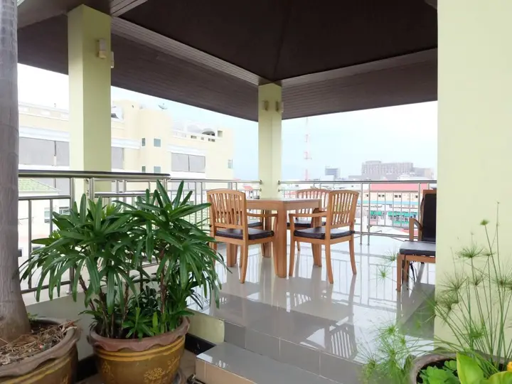 Паттайя: Thep apartment