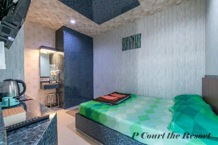 Бангкок: P Court The Resort