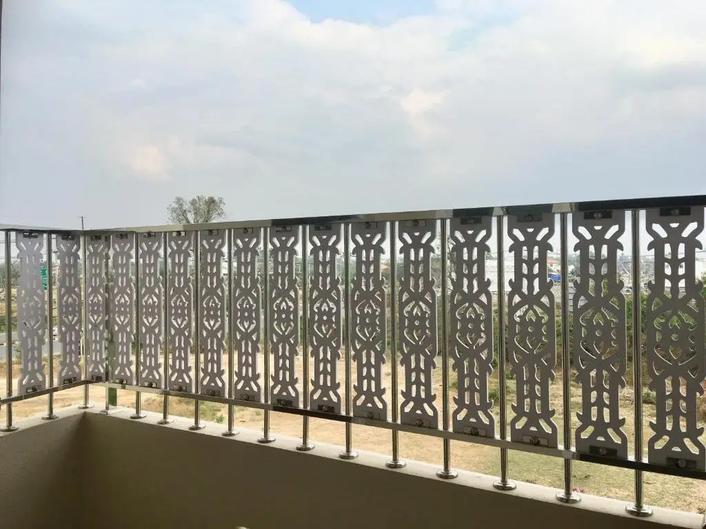 Рои Эт: Boonbundal hotel