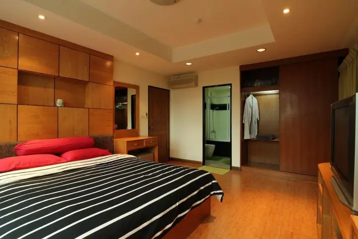 Бангкок: Serena Sathorn Suite