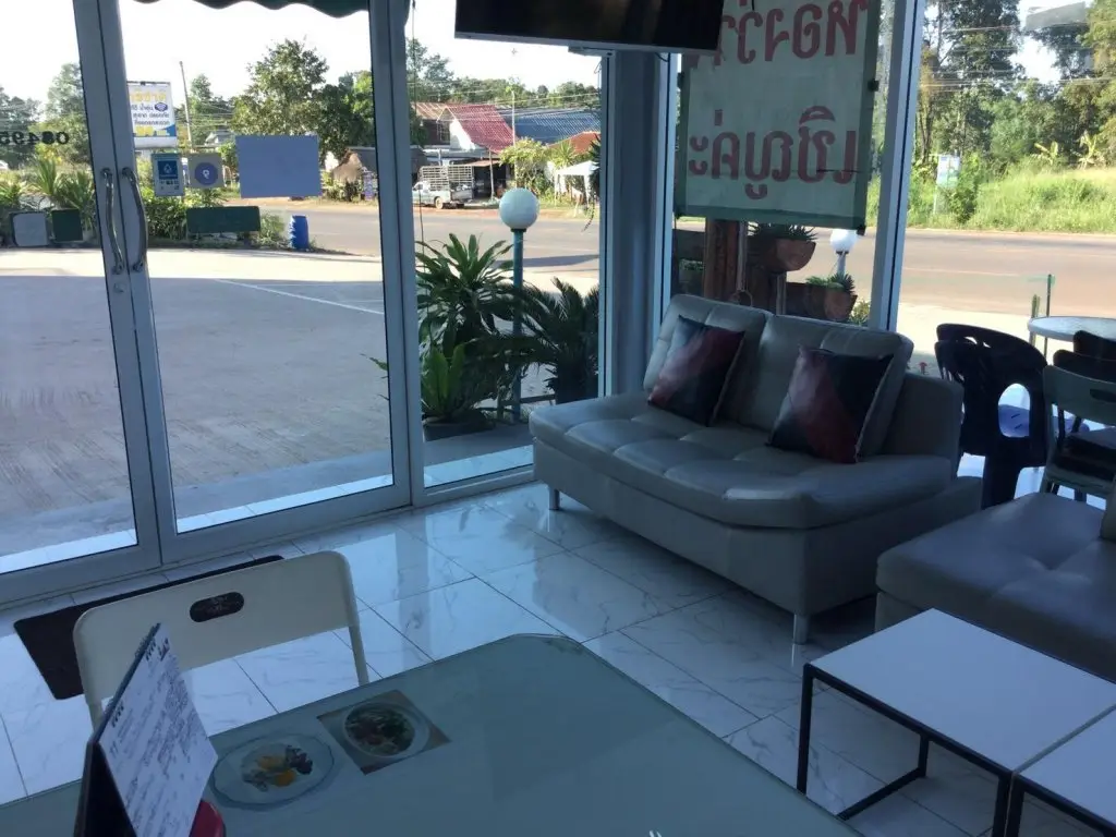 Бан сиринопакун: Parichat Bandung Hotel.