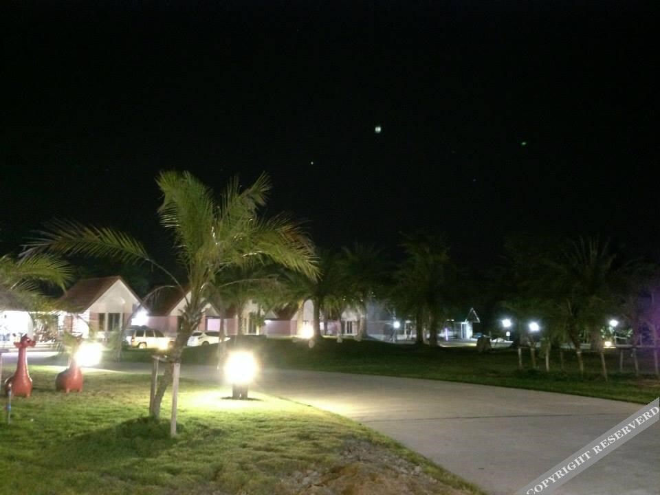 Утхай-Тхани: Maingam Resort Uthaitani