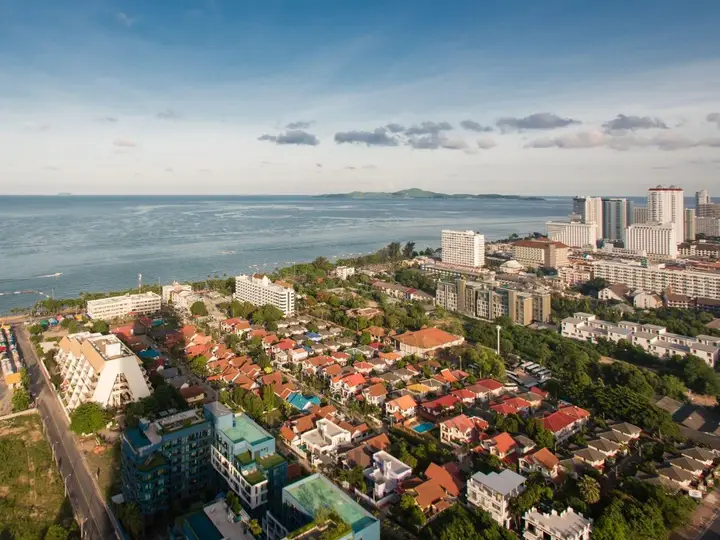 Паттайя: Dusit Grand Condo View by GrandisVillas