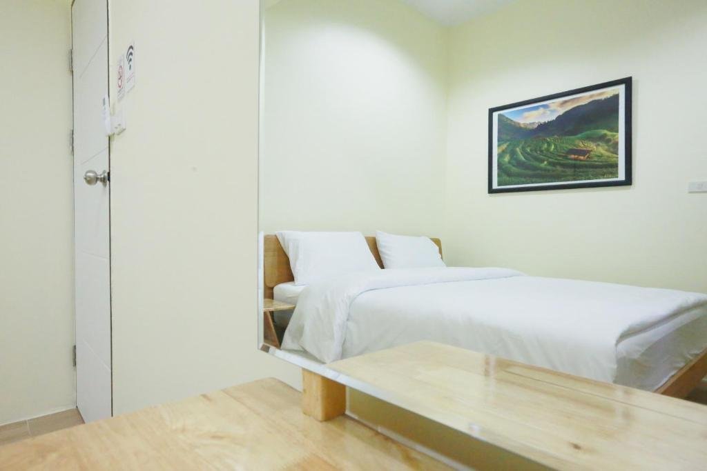 Бангкок: INTERest POSHTEL