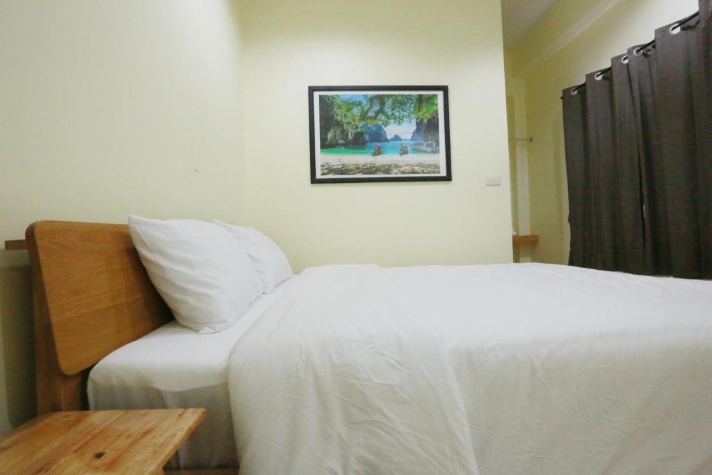 Бангкок: INTERest POSHTEL