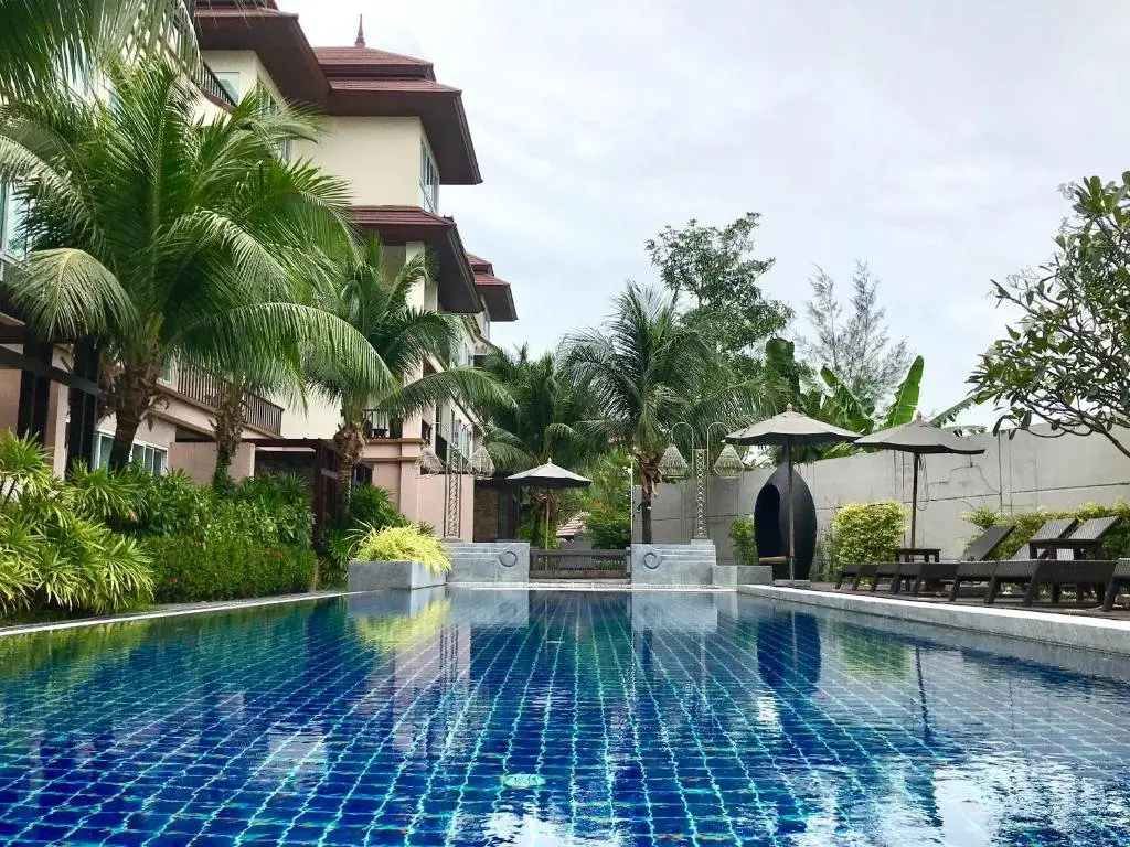 Тхаланг: HOTEL COCO Phuket Beach (SHA Plus+)