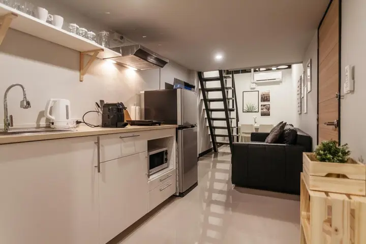 Бангкок: S1 Large Duplex Silom 3 Beds, Full Kitchen WIFI