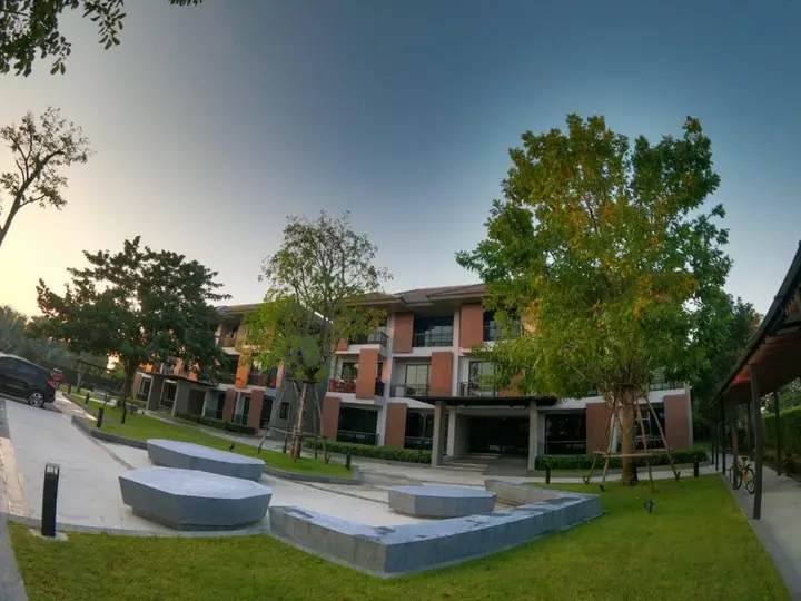 Бангкок: Raweewan Residence