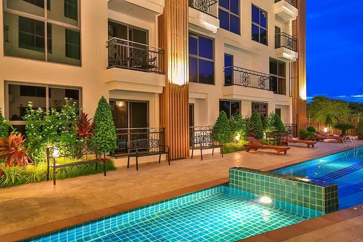 Паттайя: City Garden Pratumnak In Cosy Beach