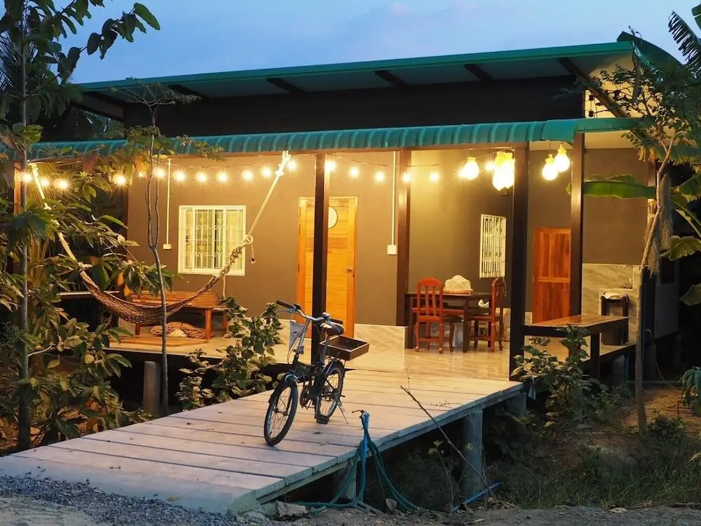 Накхон-Патхом: Reun-Rerng Farmstay