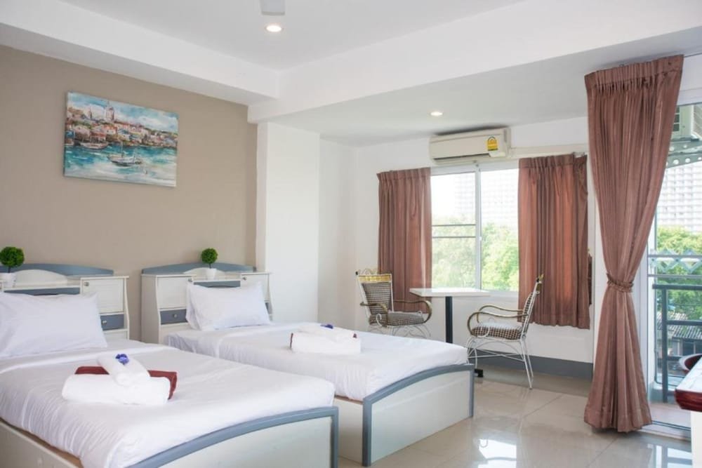 Паттайя: Lighthouse Resort Pattaya
