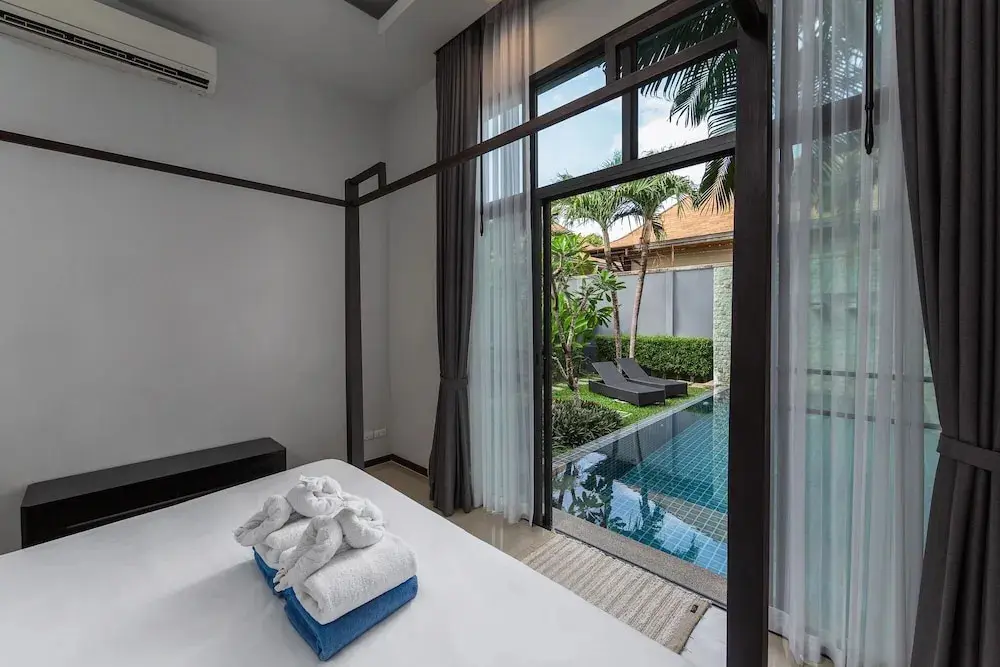Муанг: Villa Aru by Tropiclook: Onyx style Nai Harn beach