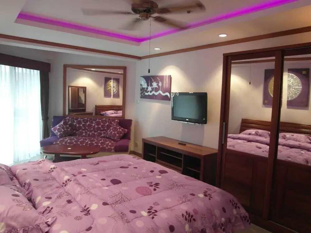 Паттайя: Jomtien Beach Condominium A3 Floor 11 Room 19