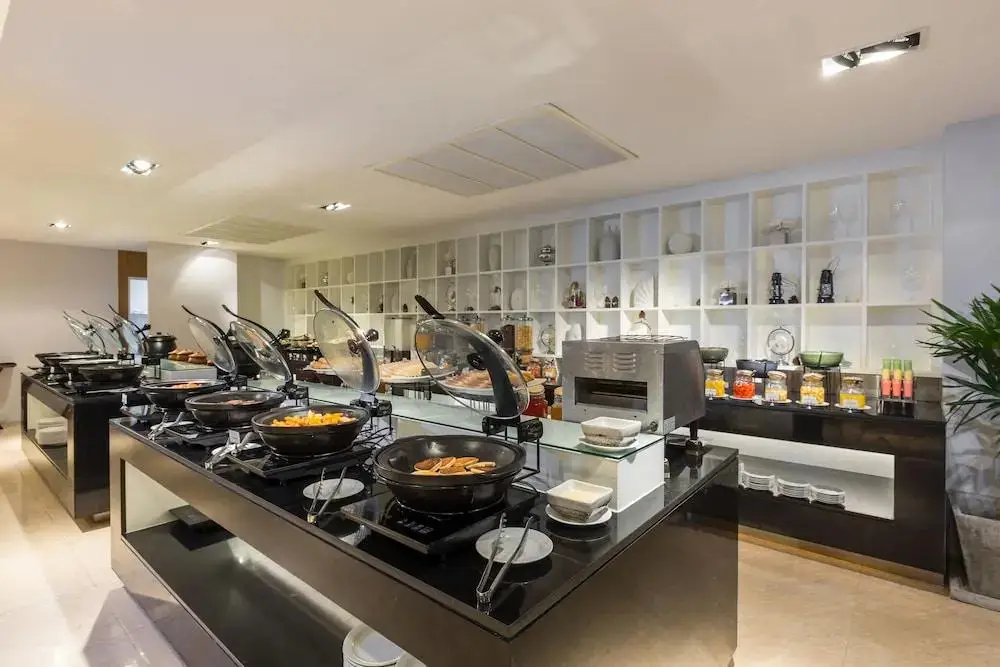 Кату: The Charm Resort Phuket