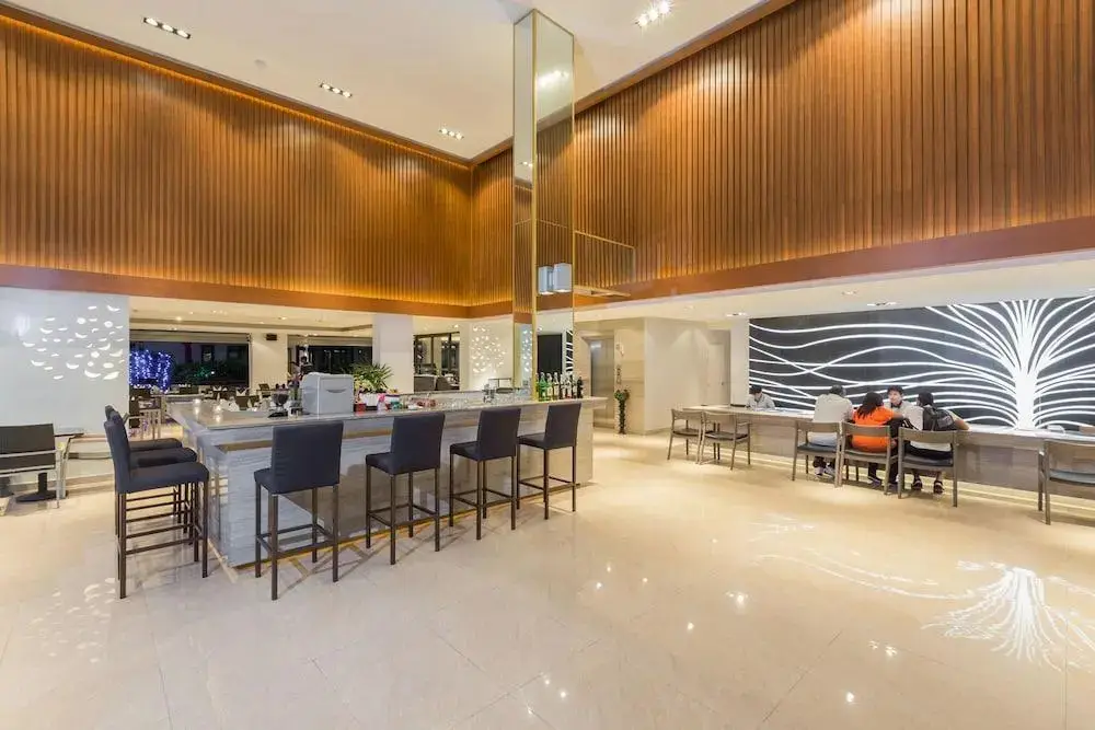 Кату: The Charm Resort Phuket