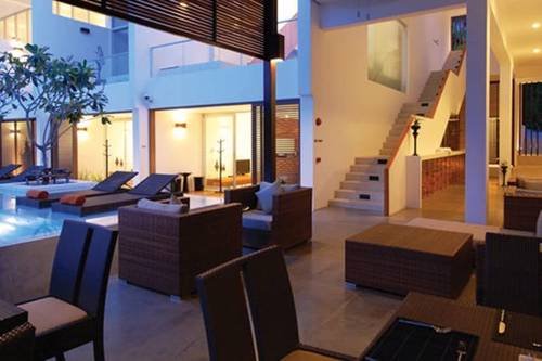 Тхаланг: Surin apartment in complex with private pool