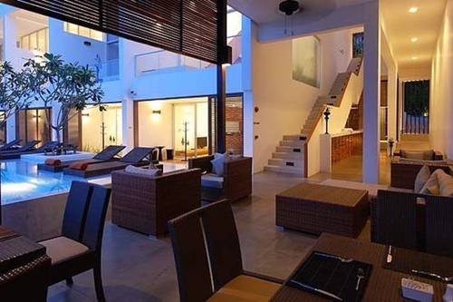Тхаланг: Surin apartment in complex with private pool