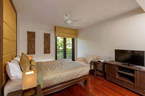 пляж Банг-Тао: Kanika Residence - BangTao beachfront living, pools, gardens, BBQ.