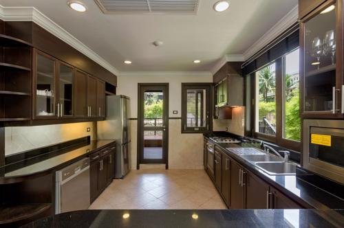 пляж Банг-Тао: Kanika Residence - BangTao beachfront living, pools, gardens, BBQ.