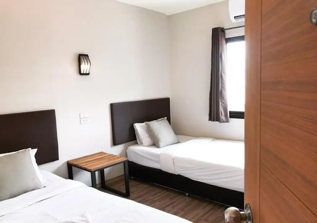 Нан: C and C Nan Hostel