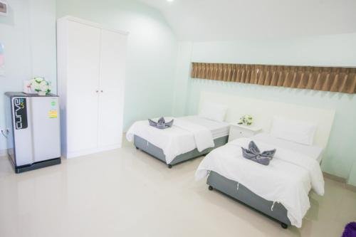 Сарабури: Grand Charoonrat Apartment