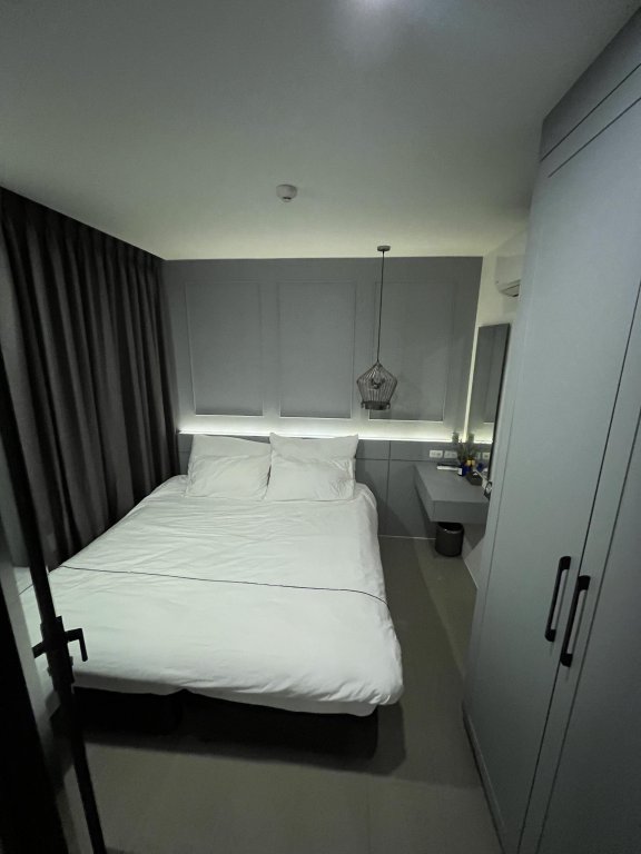 Тхаланг: Апартаменты Palmyrah Surin Beach Residences
