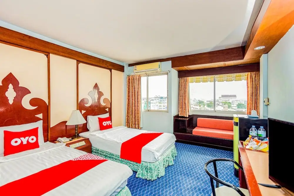 Сураттхани: Grand Thara Hotel by OYO Rooms