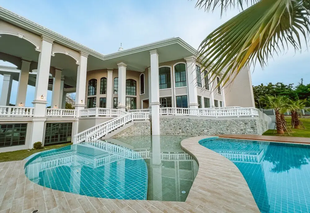Банг-Саре: Grand Lord Hotel& Residence