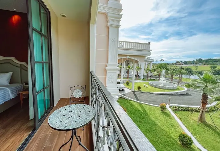 Банг-Саре: Grand Lord Hotel& Residence
