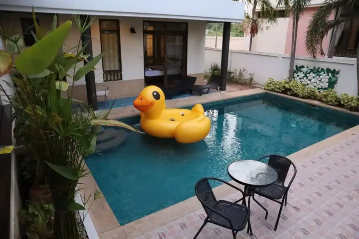 Паттайя: Punnapha Pool Villa Pattaya