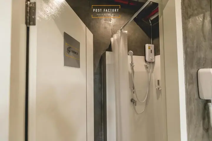 Бангкок: Post Factory Bed & Breakfast