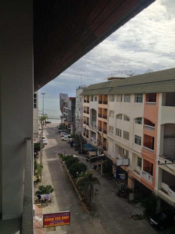 Паттайя: Jomtien Luxury Rooms