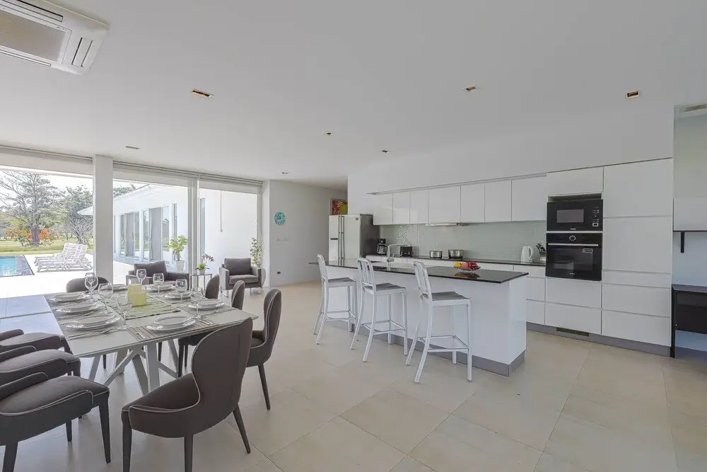 Чаам: Luxury Modern 4 BR Pool Villa - PH111