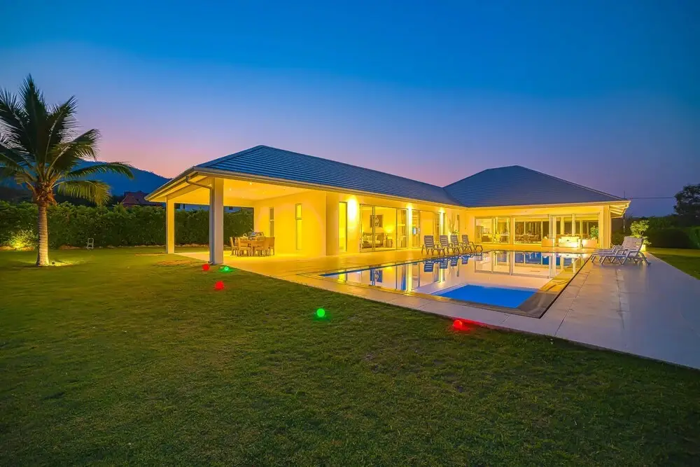 Чаам: Luxury Modern 4 BR Pool Villa - PH111