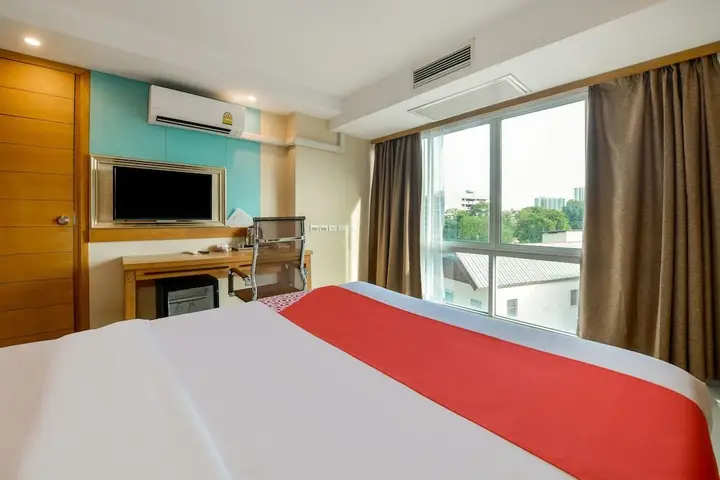 Паттайя: OYO 143 Dday Resotel Pattaya Hotel