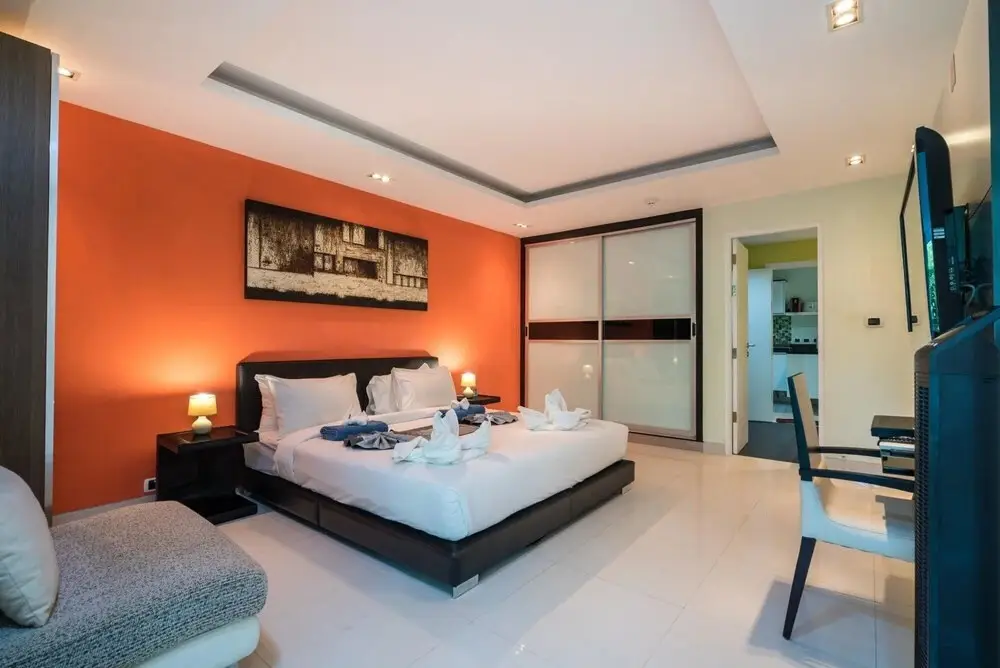 Кату: N308 - Walk to the Beach Apartment in Kamala Pool gym Parking