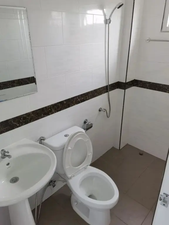 Накхон-Чай-Си: YYK Hostel 24