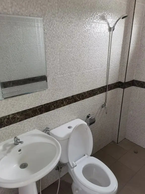 Накхон-Чай-Си: YYK Hostel 24