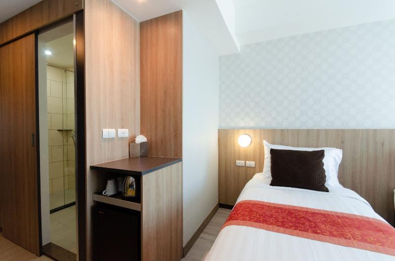 Бангкок: Marsi Hotel @ Bangchak
