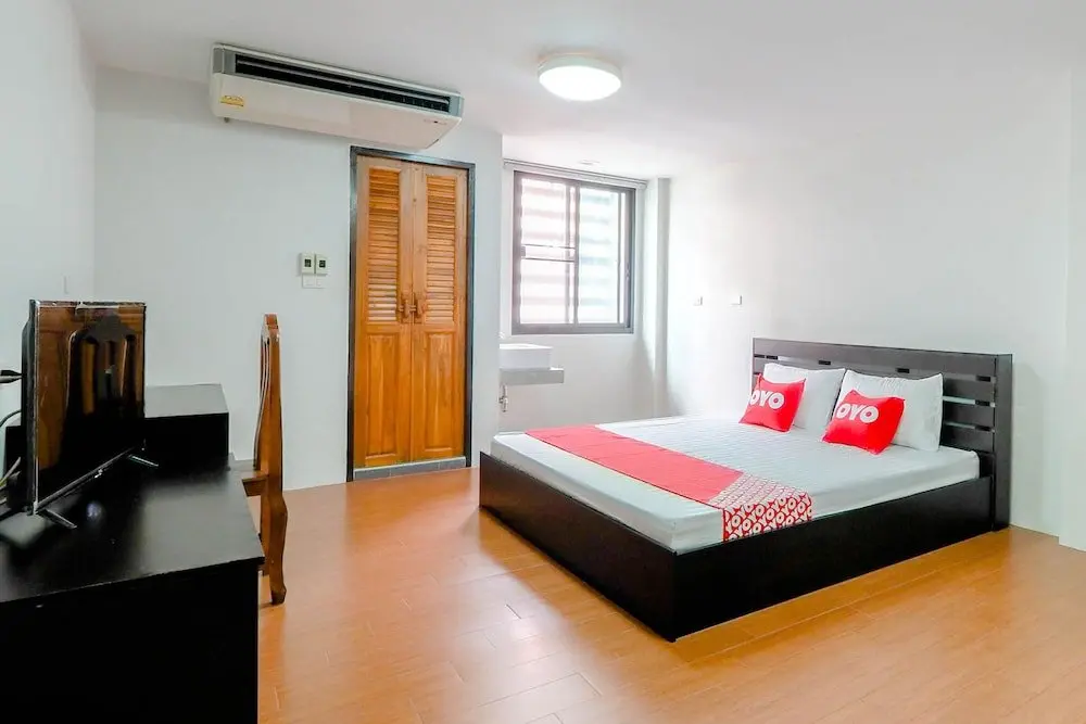 Бангкок: The Palm Apartment by OYO Rooms