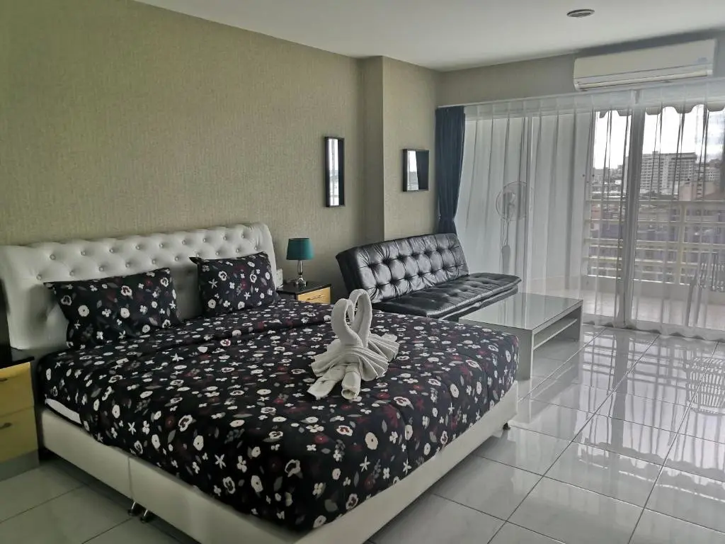 Паттайя: Condo Express View Talay 6