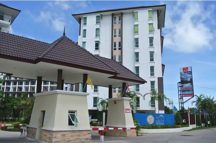 Саттахип: Ad Condominium Bang Saray F2 R205