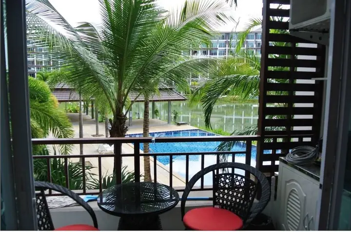 Саттахип: Ad Condominium Bang Saray F2 R205