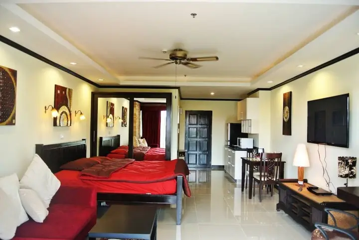 Паттайя: View Talay 5 Studio Apartment Close to the Beach