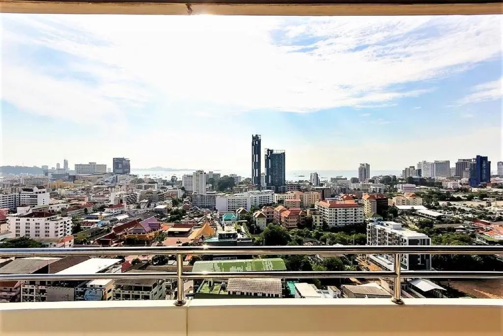 Паттайя: Stunning sea and City Views From This 20th Floor Condo in Cental Pattaya