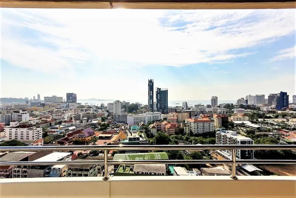 Паттайя: Stunning sea and City Views From This 20th Floor Condo in Cental Pattaya