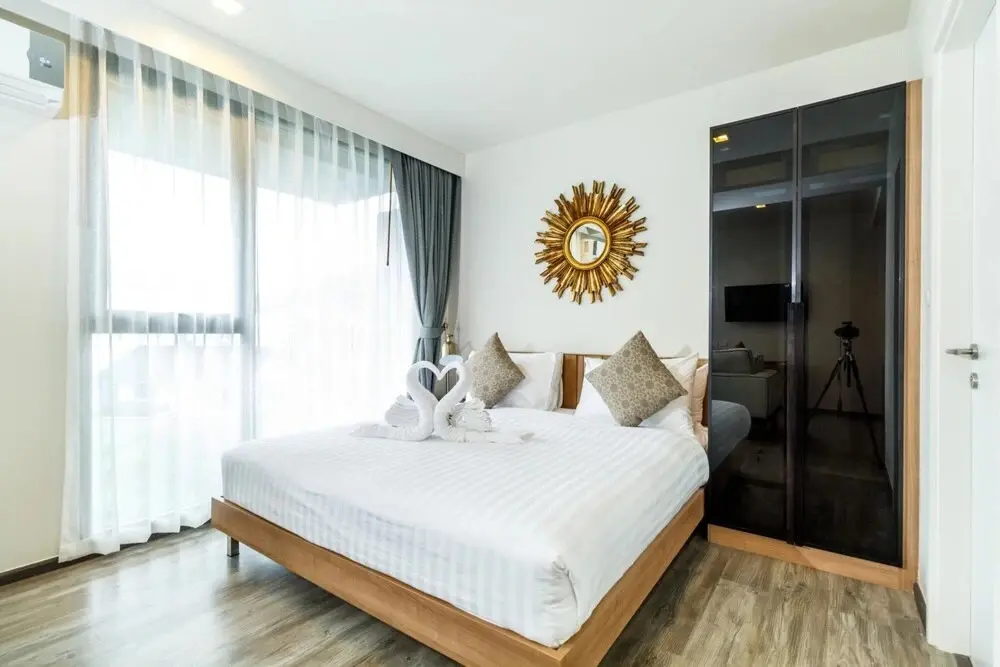 Кату: D9 - The Deck Patong Rooftop Pool gym and Great Location